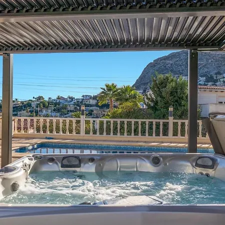 Villa 200m From The Beach, Jacuzzi, Swimming Pool, Bbq *