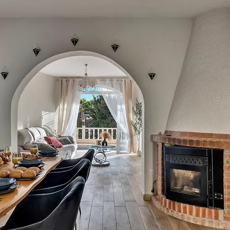 Vila 200m From The Beach, Jacuzzi, Swimming Pool, Bbq Calpe