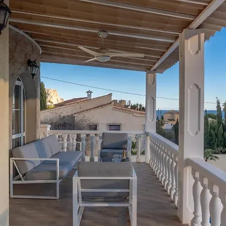 200m From The Beach, Jacuzzi, Swimming Pool, Bbq Vila *