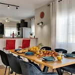 200m From The Beach, Jacuzzi, Swimming Pool, Bbq Calp
