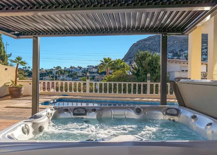 فيلة 200m From The Beach, Jacuzzi, Swimming Pool, Bbq *