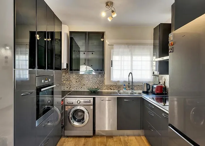 200m From The Beach, Jacuzzi, Swimming Pool, Bbq فيلة *